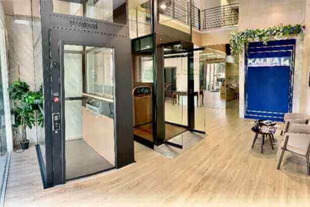 kalea-homelift-door-house-indoor-black-showroom