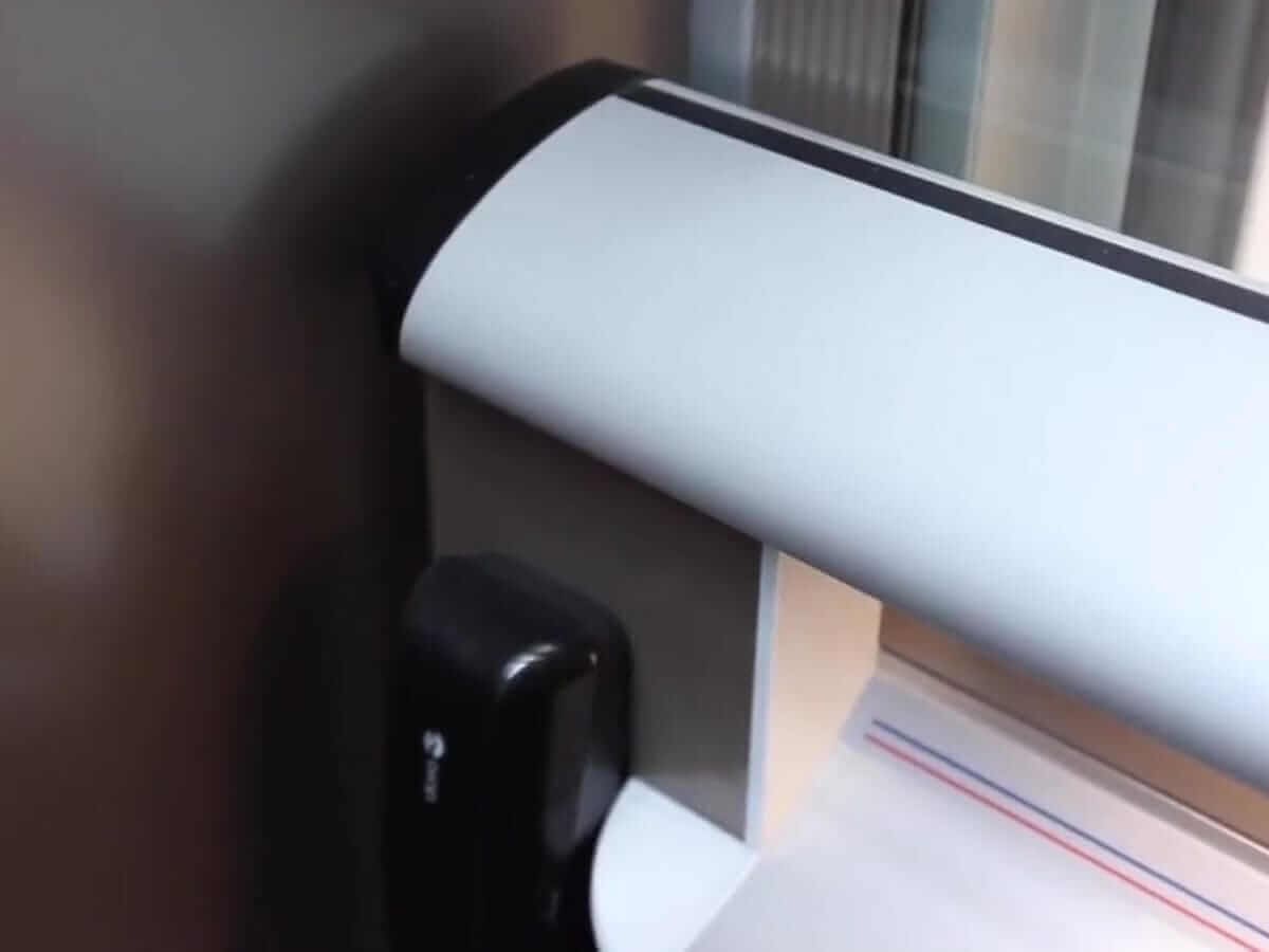 KALEA BED Lift มาพร้อม Safety Edge และ Safety Bar ปลอดภัยมาตรฐานยุโรป EN81 41