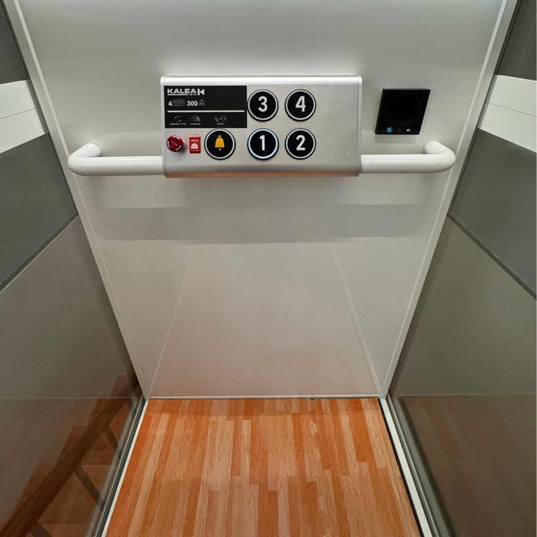 ลิฟท์ผู้สูงอายุ (Elderly Lift) ปลอดภัย พร้อมมาตรฐานสากล | KALEA Lift & ANTERA Lift 28 KALEA Silk for Elderly Lift ลิฟท์บ้านสำหรับผู้สูงอายุ ปุ่มกดสวยงาม